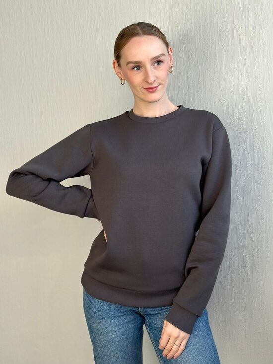 Garš unisex džemperis bez kapuces (pullovers)